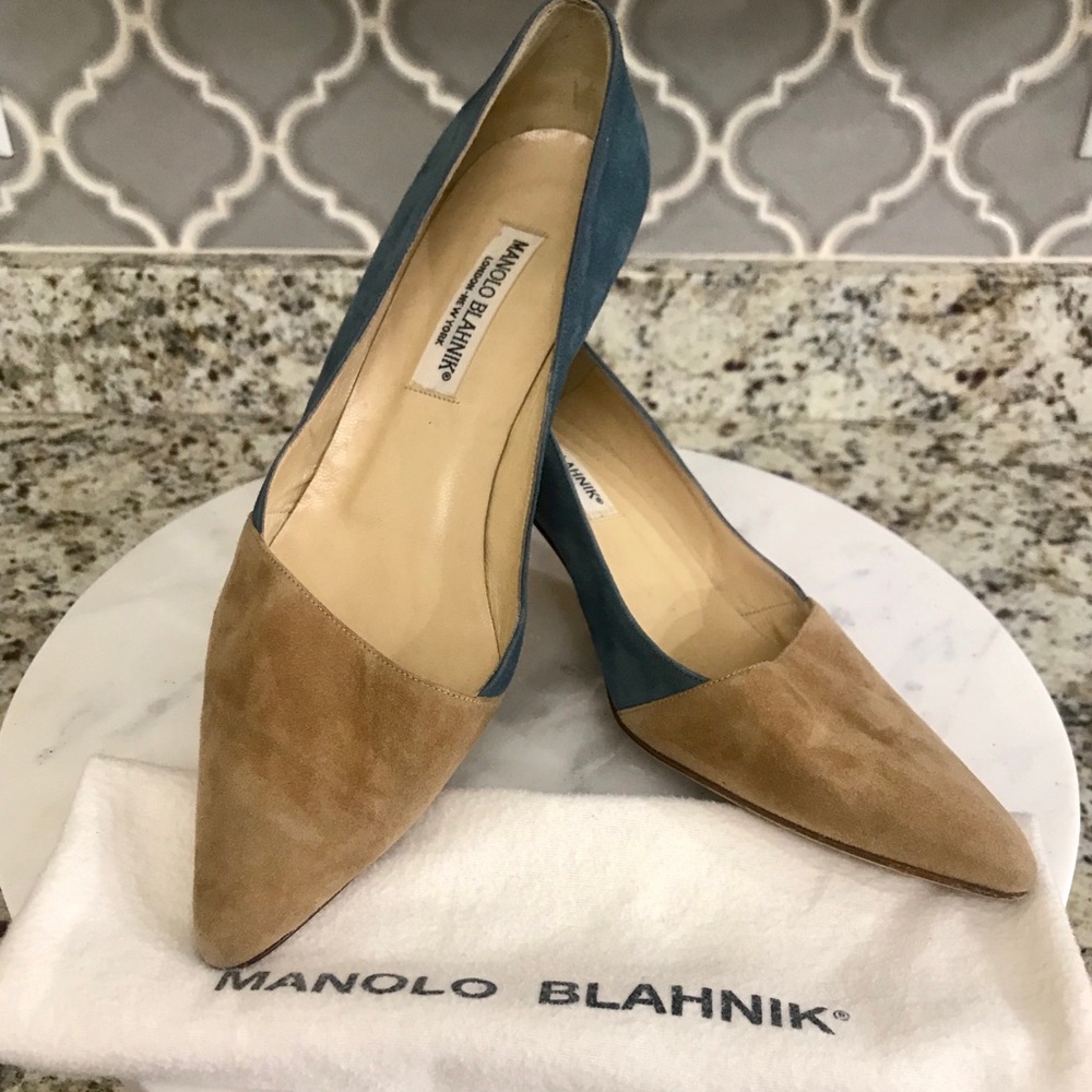 💕Manolo Blahnik Suede Heels💕